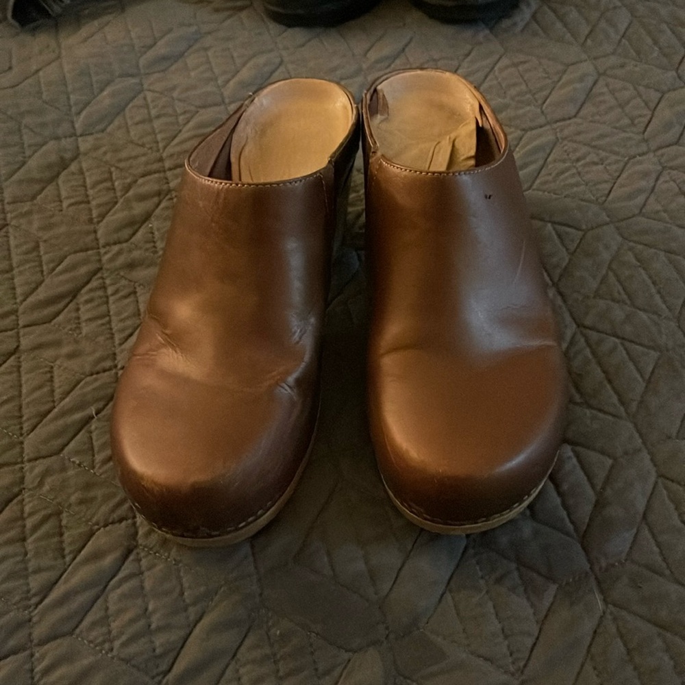 Dansko Sammy Heeled Clogs - Brown/Bronze